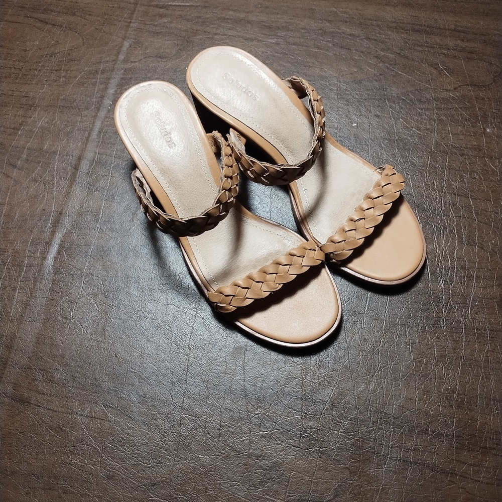 Soludos Tan Sandals Minimalist Design